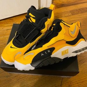 Nike Diamond Turfs